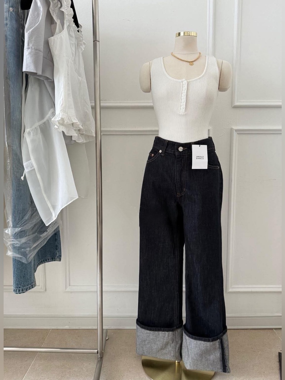 High-Rise Wide-Leg Cuffed Black Jeans